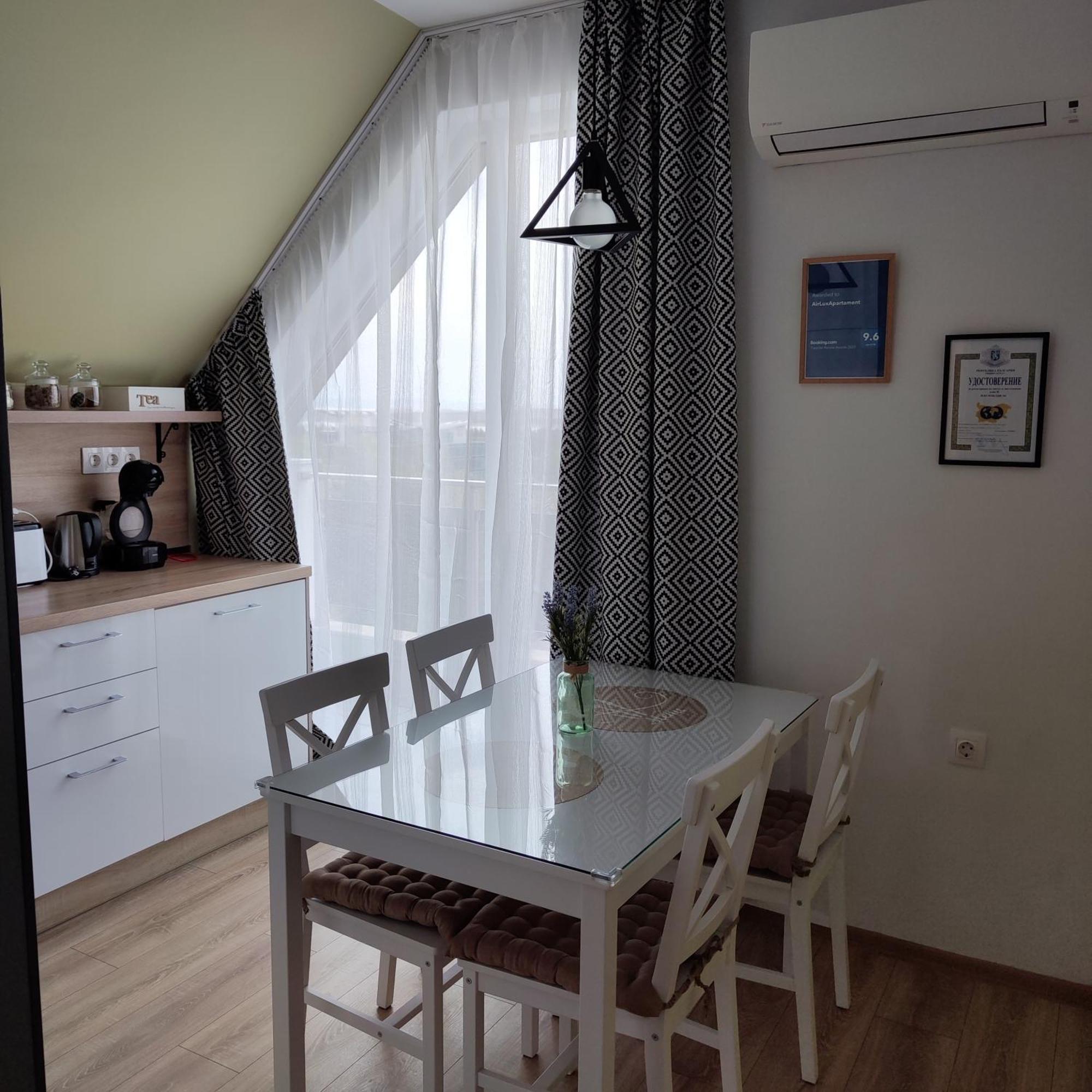 Апартаменты Airluxapartament Бургас Экстерьер фото